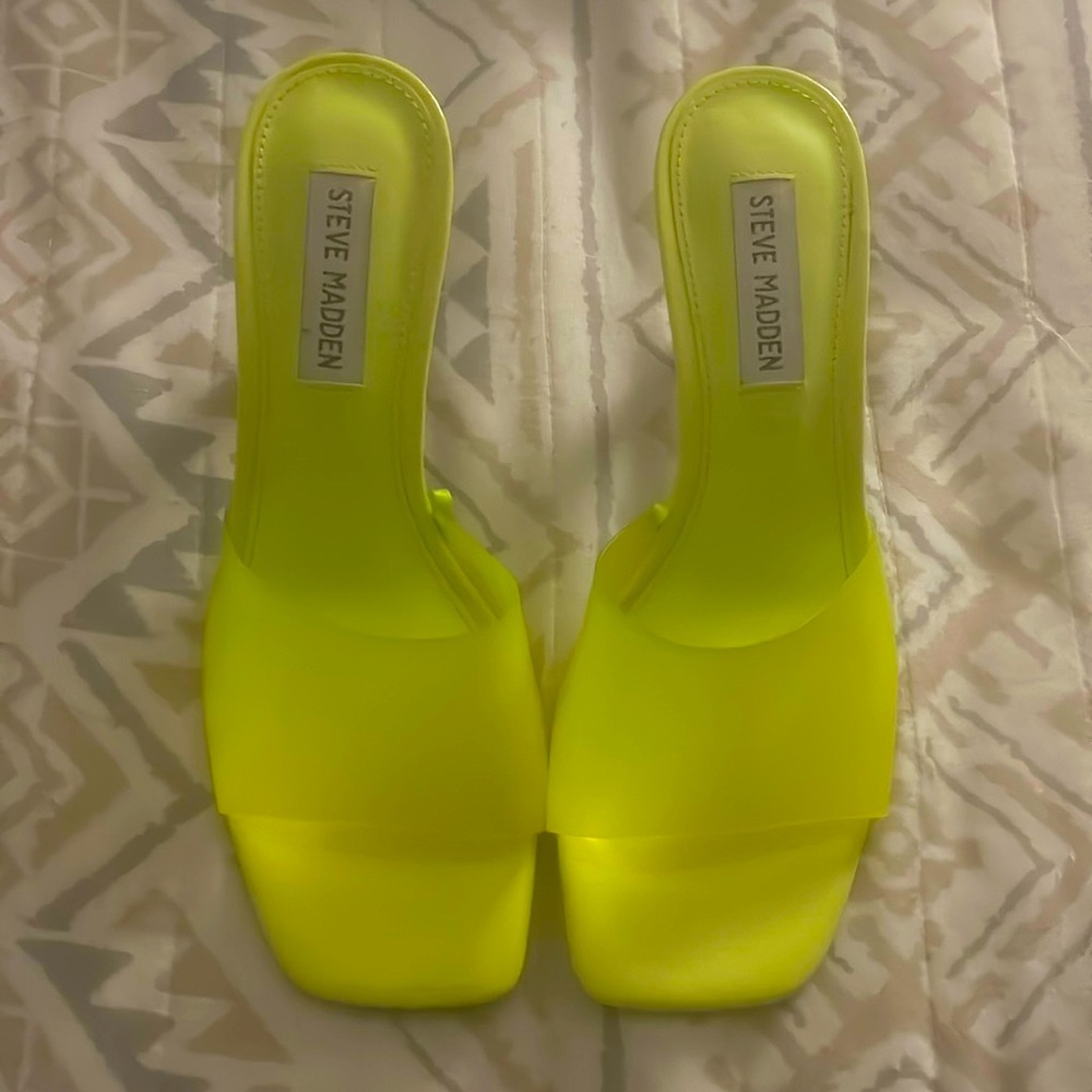 Steve Madden clear vinyl lime green heels